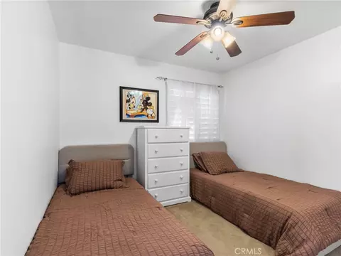 Bedroom - 10285 Agate Ave, Mentone, CA 92359 photo 6 of 8