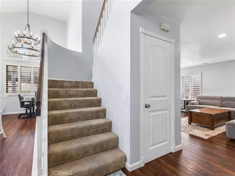 Entry Way - 10285 Agate Ave, Mentone, CA 92359 photo 2 of 7