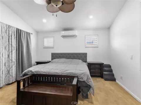Bedroom - 10285 Agate Ave, Mentone, CA 92359 photo 2 of 8