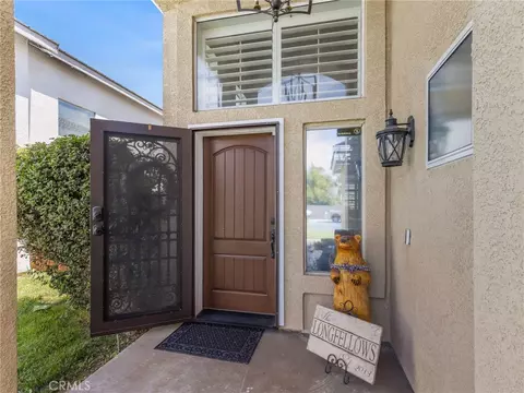Entry Way - 10285 Agate Ave, Mentone, CA 92359 photo 1 of 7