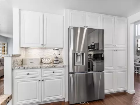 Kitchen - 10285 Agate Ave, Mentone, CA 92359 photo 6 of 6
