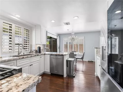 Kitchen - 10285 Agate Ave, Mentone, CA 92359 photo 5 of 6