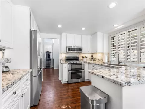 Kitchen - 10285 Agate Ave, Mentone, CA 92359 photo 1 of 6