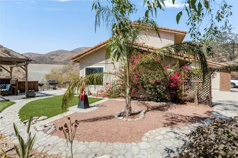 Exterior - 3094 Small Cyn, Highland, CA 92346 photo 13 of 14