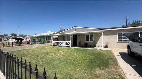2700 Lum Ave, Bakersfield, CA 93304