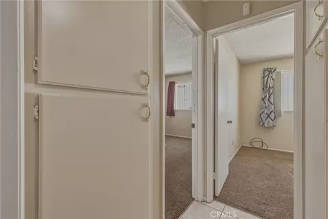Entry Way - 3148 Atlantic Ave, Highland, CA 92346 photo 4 of 4