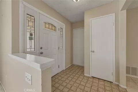 Entry Way - 3148 Atlantic Ave, Highland, CA 92346 photo 1 of 4