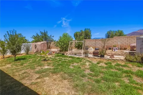 Exterior - 3148 Atlantic Ave, Highland, CA 92346 photo 3 of 7