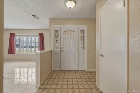 Entry Way - 3148 Atlantic Ave, Highland, CA 92346 photo 2 of 4