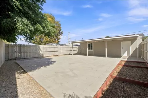 Exterior - 13408 4th St, Yucaipa, CA 92399 photo 4 of 12