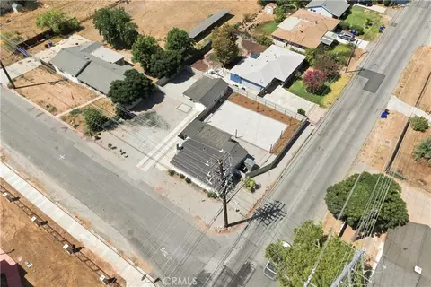 View/Area - 13408 4th St, Yucaipa, CA 92399 photo 2 of 10