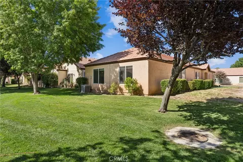 Exterior - 11561 Park Ln, Apple Valley, CA 92308 photo 2 of 3
