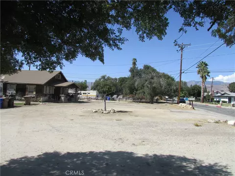 Exterior - 1345 Turquoise Ave, Mentone, CA 92359 photo 11 of 14