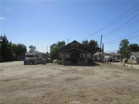 Exterior - 1345 Turquoise Ave, Mentone, CA 92359 photo 5 of 9