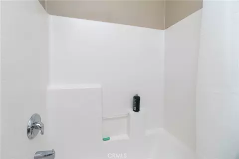 Bath - 4332 Junction, Corona, CA 92883 photo 6 of 6