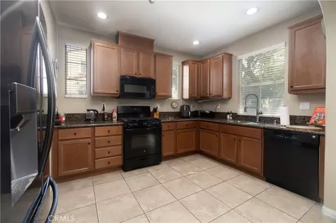 Kitchen - 4332 Junction, Corona, CA 92883 photo 1 of 1