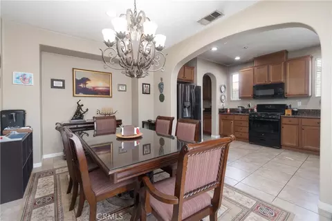 Dining - 4332 Junction, Corona, CA 92883 photo 1 of 2