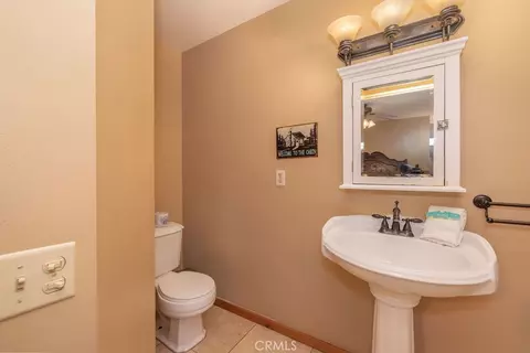 Bath - 630 Summit Blvd, Big Bear Lake, CA 92315 photo 2 of 14