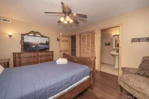 Bedroom - 630 Summit Blvd, Big Bear Lake, CA 92315 photo 12 of 22