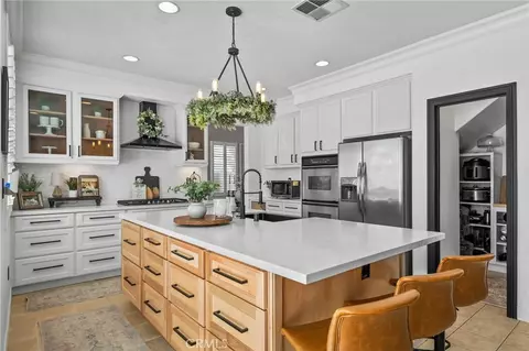 6258 Rolling Mdw, Eastvale, CA 92880