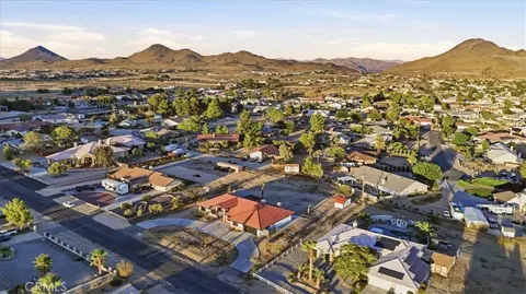 View/Area - 19055 Majela, Apple Valley, CA 92307 photo 3 of 6