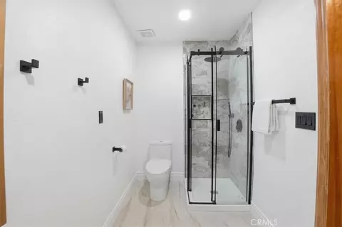Bath - 19055 Majela, Apple Valley, CA 92307 photo 5 of 5