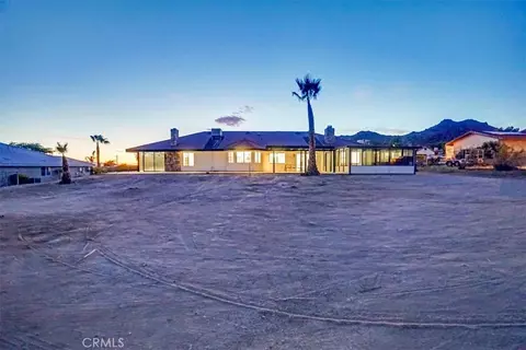 Exterior - 19055 Majela, Apple Valley, CA 92307 photo 13 of 13