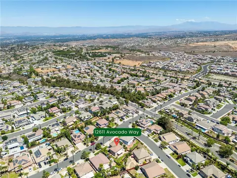 View/Area - 12611 Avocado Way, Riverside, CA 92503 photo 4 of 11