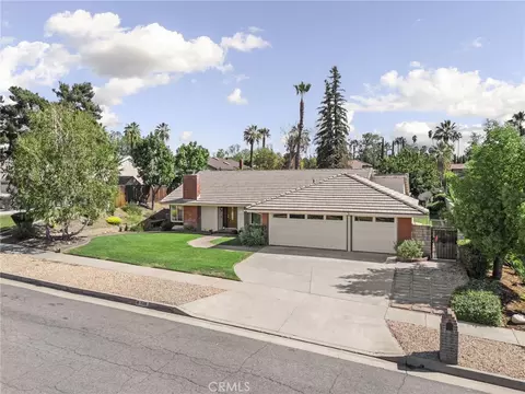 View/Area - 1528 Lori Ct, Redlands, CA 92374 photo 1 of 6