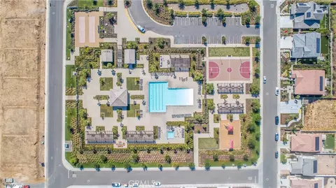 View/Area - 1782 Starlight Ave, Beaumont, CA 92223 photo 4 of 6