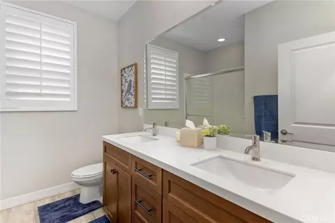 Bath - 1782 Starlight Ave, Beaumont, CA 92223 photo 1 of 2