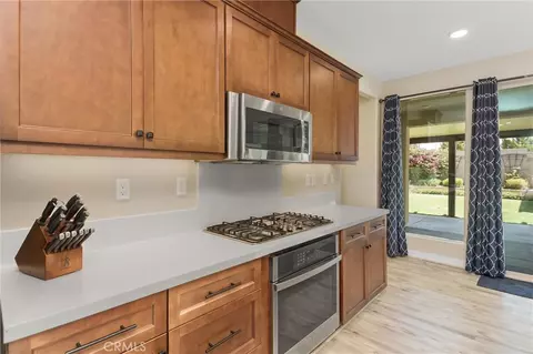 Kitchen - 1782 Starlight Ave, Beaumont, CA 92223 photo 2 of 2