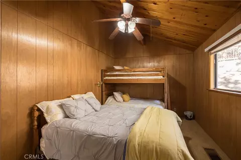 Bedroom - 107 E Aeroplane Blvd, Big Bear City, CA 92314 photo 4 of 4