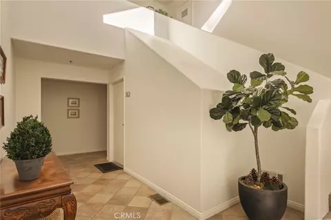 Entry Way - 366 Lake Resort, Lake Arrowhead, CA 92352 photo 4 of 4