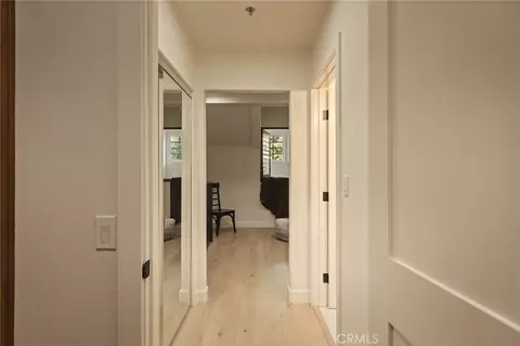 Entry Way - 366 Lake Resort, Lake Arrowhead, CA 92352 photo 3 of 4