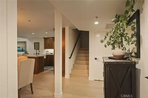 Entry Way - 366 Lake Resort, Lake Arrowhead, CA 92352 photo 1 of 4