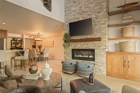 Living - 366 Lake Resort, Lake Arrowhead, CA 92352 photo 1 of 5