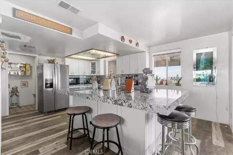 Kitchen - 55576 Valley View Rd, Landers, CA 92285 photo 5 of 5
