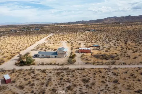 View/Area - 55576 Valley View Rd, Landers, CA 92285 photo 4 of 7