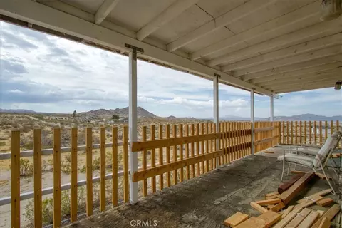 Exterior - 55576 Valley View Rd, Landers, CA 92285 photo 3 of 4