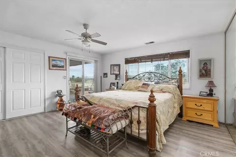 Bedroom - 55576 Valley View Rd, Landers, CA 92285 photo 2 of 5