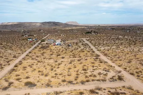 View/Area - 55576 Valley View Rd, Landers, CA 92285 photo 6 of 7