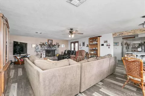 Living - 55576 Valley View Rd, Landers, CA 92285 photo 3 of 4