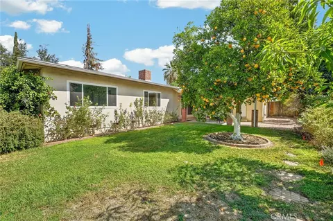 Exterior - 302 S San Mateo St, Redlands, CA 92373 photo 5 of 12