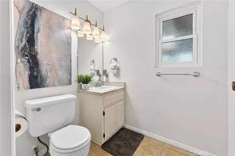 Bath - 302 S San Mateo St, Redlands, CA 92373 photo 1 of 5