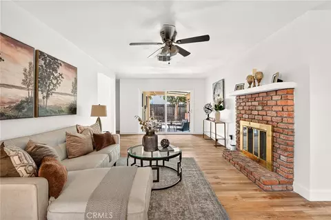 Living - 302 S San Mateo St, Redlands, CA 92373 photo 4 of 6