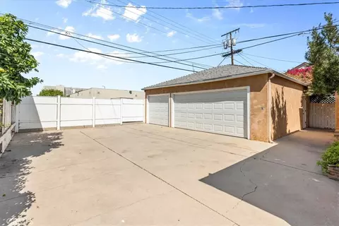 Exterior - 3633 Lime, Long Beach, CA 90807 photo 6 of 10