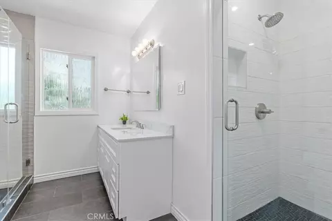 Bath - 3633 Lime, Long Beach, CA 90807 photo 1 of 3