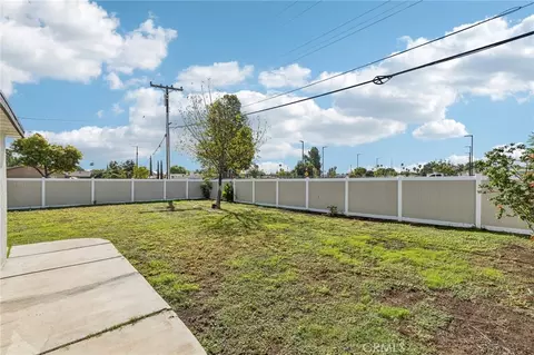 Exterior - 8868 Randolph St, Riverside, CA 92503 photo 6 of 8
