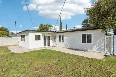 Exterior - 8868 Randolph St, Riverside, CA 92503 photo 7 of 8